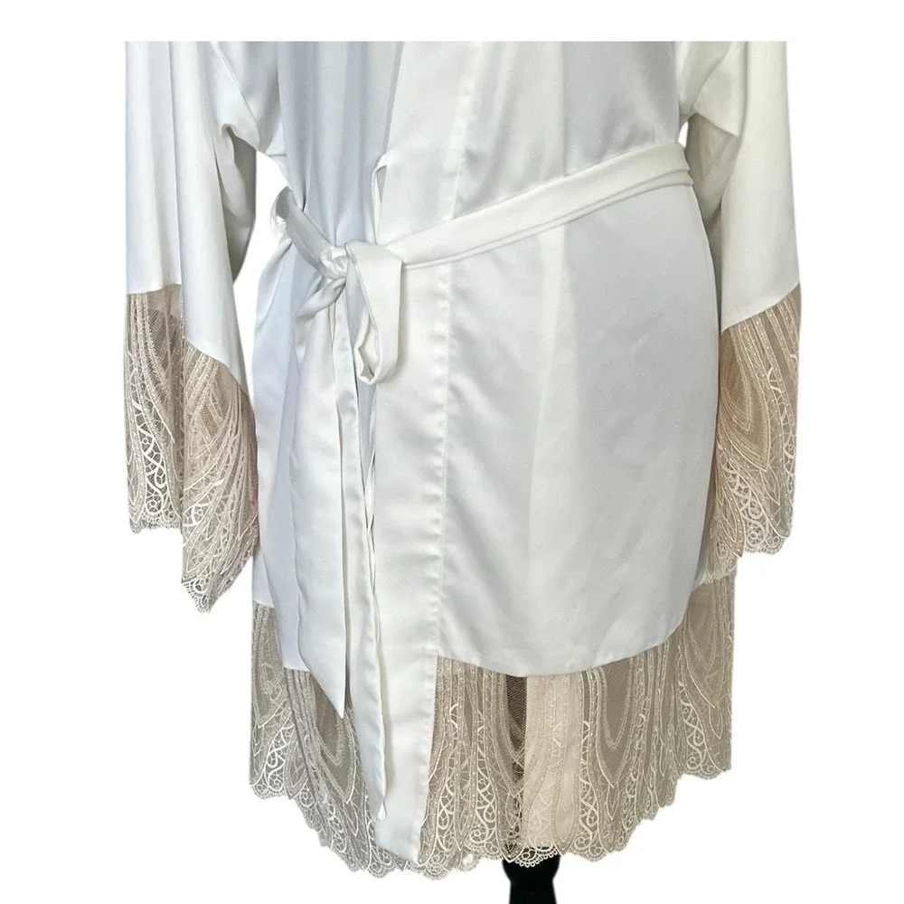 Flora Nikrooz Lace Satin Bridal Getting‎ Ready Robe XL Ivory Wedding
